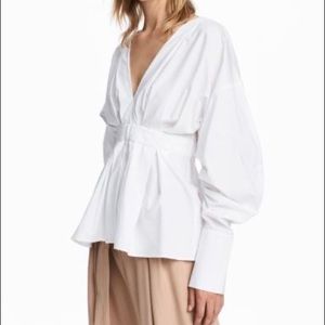⚡️SALE! Artisan puff sleeved v neck white blouse